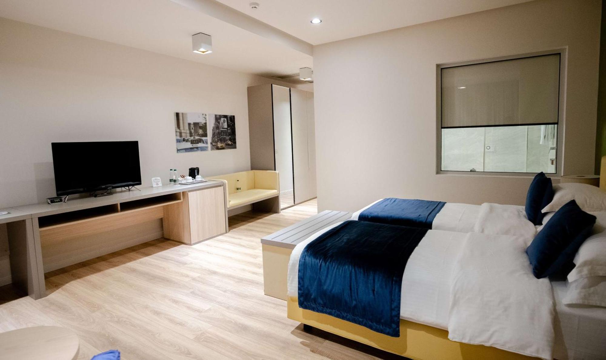 Best Western Premier Ark Hotel Tirana Exterior foto