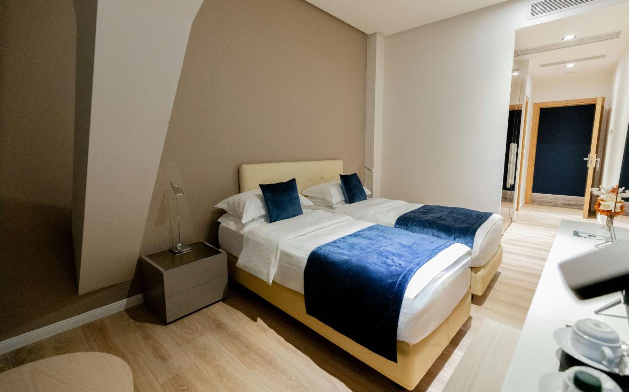 Best Western Premier Ark Hotel Tirana Exterior foto